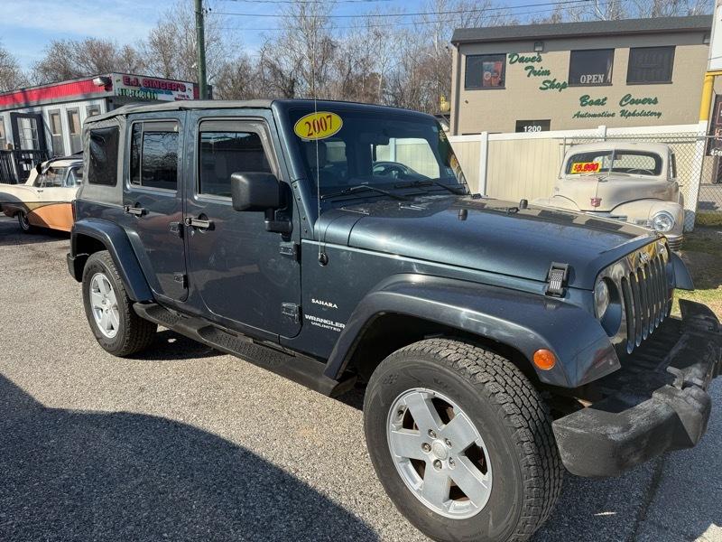Jeep Wrangler Unlimited Sahara 4WD 2007