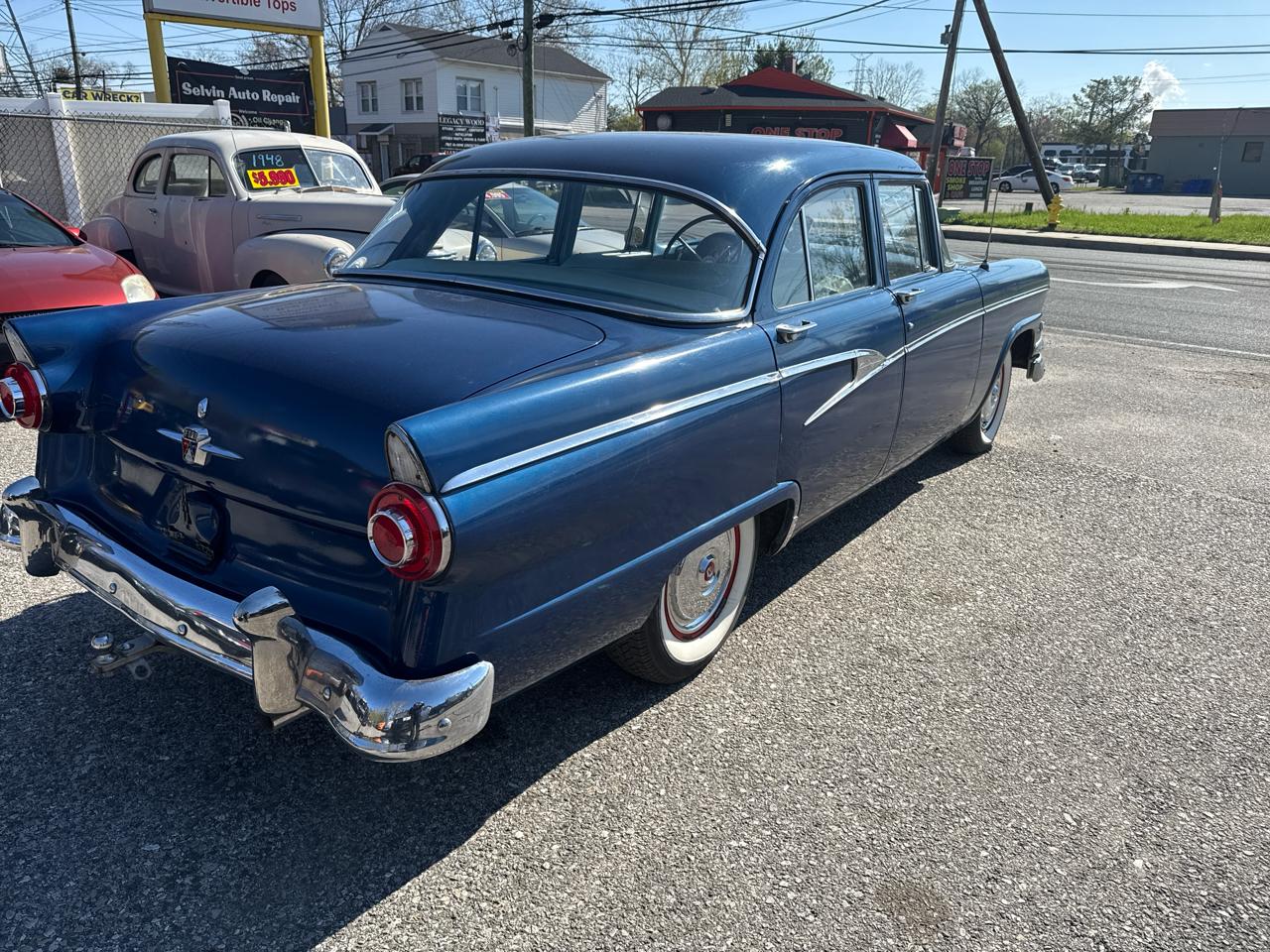 Ford Customline  1956