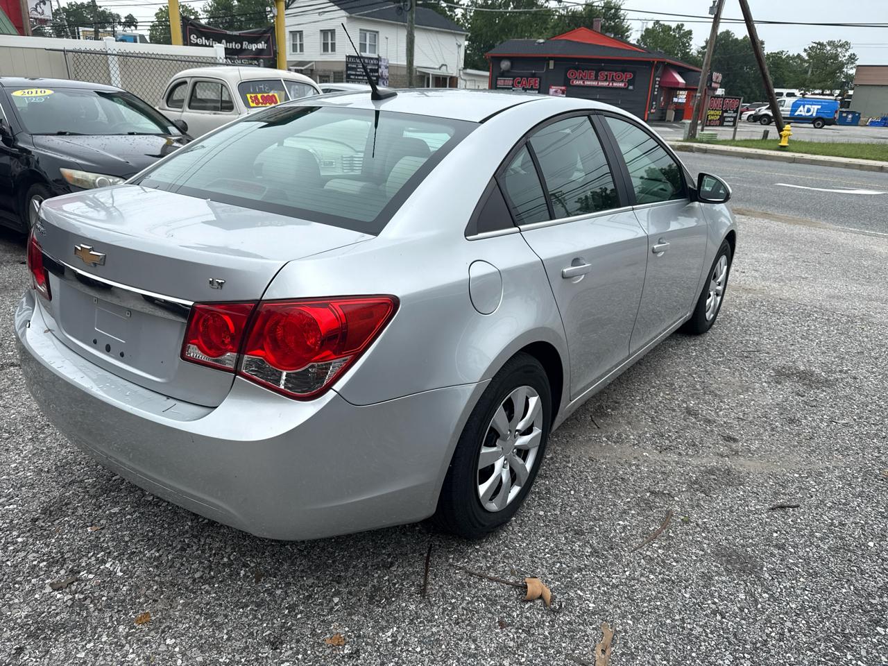 Chevrolet Cruze 1LT 2011