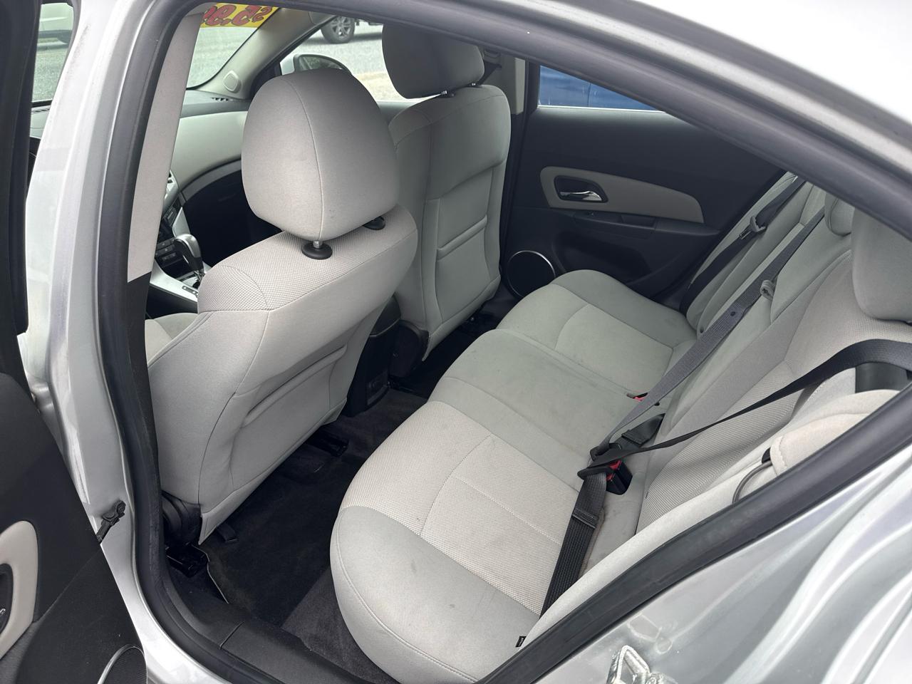 Chevrolet Cruze 1LT 2011