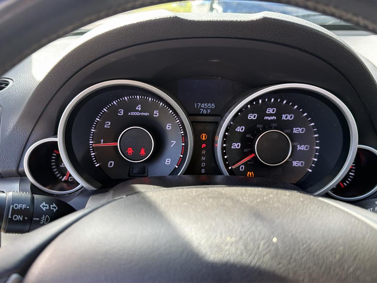 Acura TL 5-Speed AT 2011