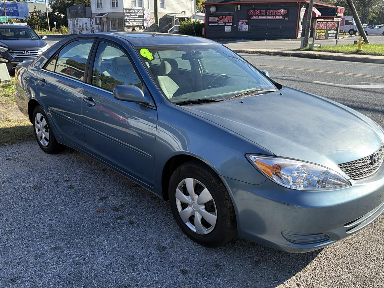 Toyota Camry LE V6 2004