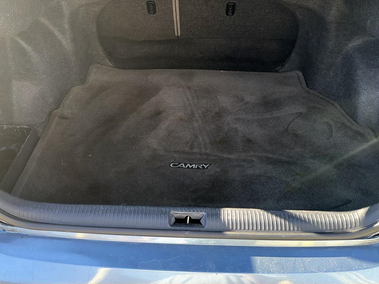 Toyota Camry LE V6 2004