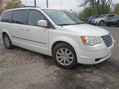 2010 Chrysler Town & Country 