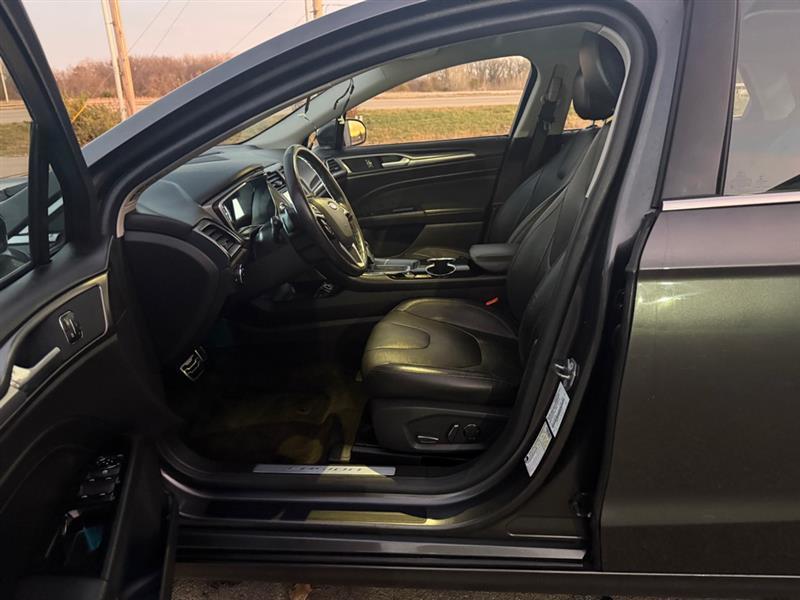 Ford Fusion Titanium 2015