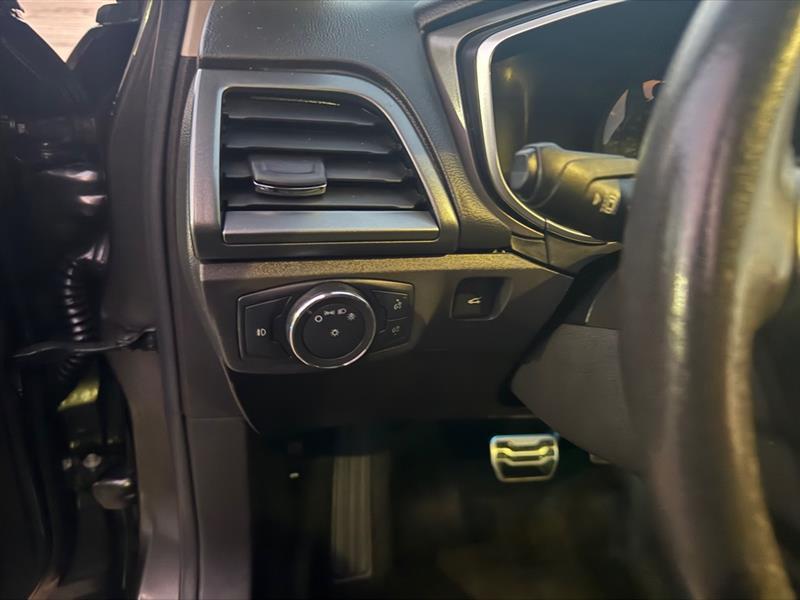 Ford Fusion Titanium 2015