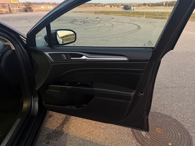 Ford Fusion Titanium 2015