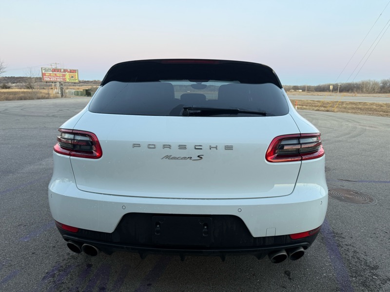 Porsche Macan S 2016