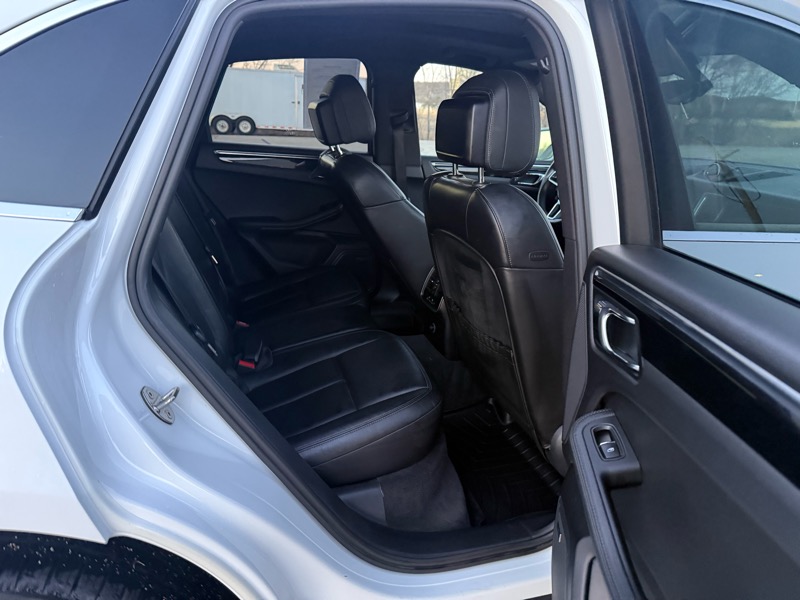 Porsche Macan S 2016