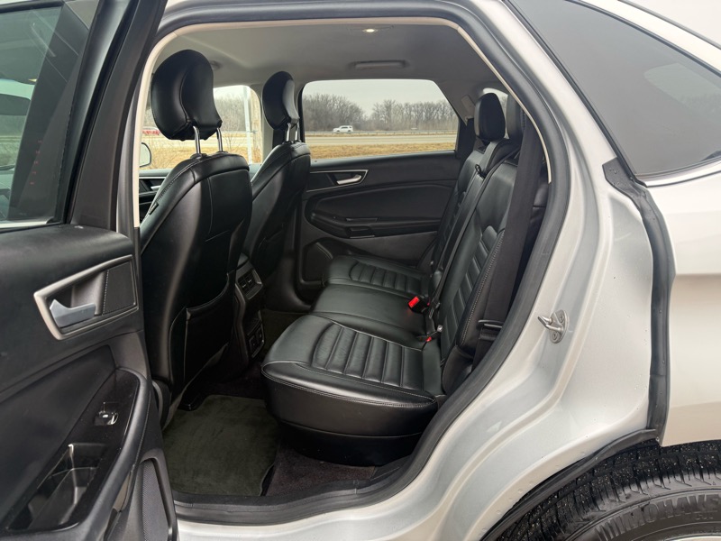 Ford Edge SEL FWD 2015