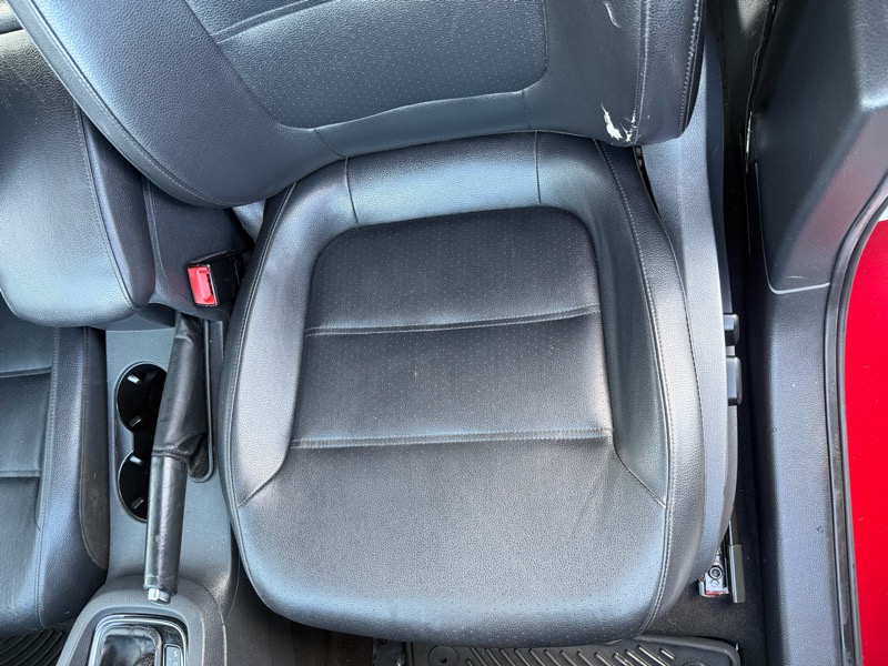 Volkswagen Jetta 1.8T SEL 6A 2017