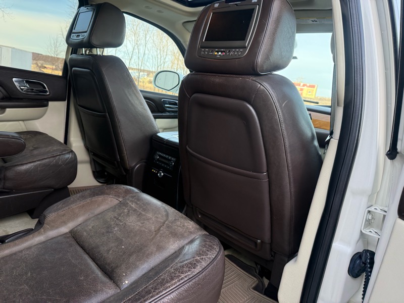 Cadillac Escalade AWD Platinum 2010
