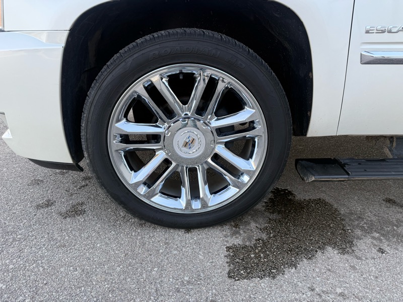 Cadillac Escalade AWD Platinum 2010