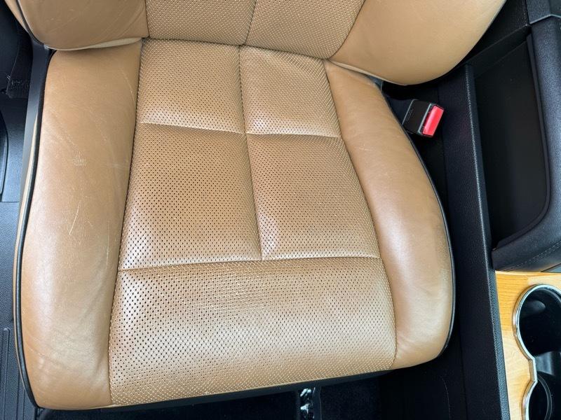 Lincoln Navigator 4WD 2011