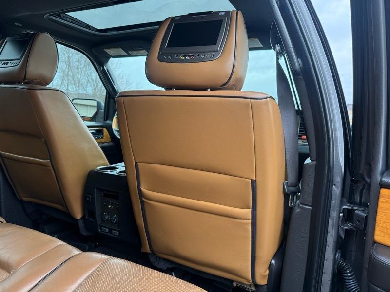 Lincoln Navigator 4WD 2011