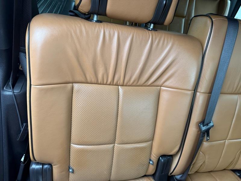 Lincoln Navigator 4WD 2011