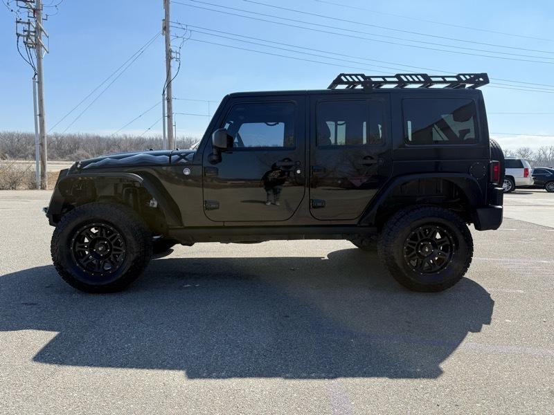Jeep Wrangler Unlimited Sahara 4WD 2015