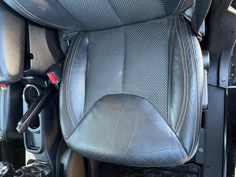 Jeep Wrangler Unlimited Sahara 4WD 2015