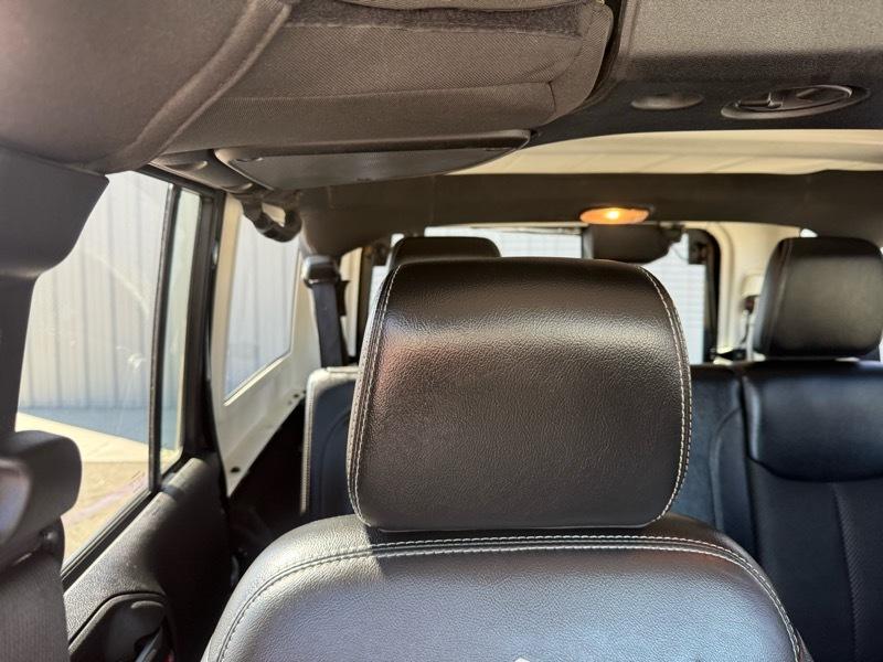 Jeep Wrangler Unlimited Sahara 4WD 2015