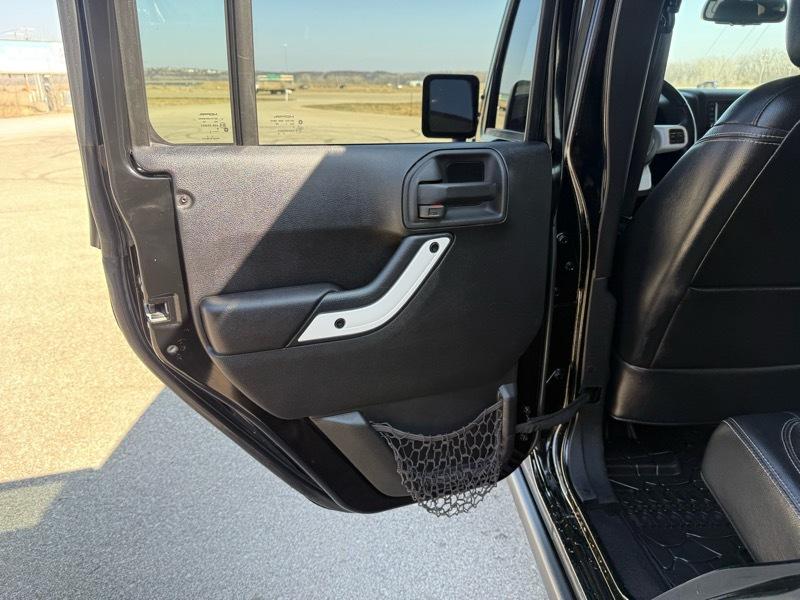 Jeep Wrangler Unlimited Sahara 4WD 2015