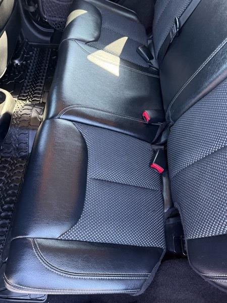 Jeep Wrangler Unlimited Sahara 4WD 2015