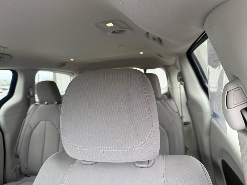 Chrysler Pacifica Touring 2017