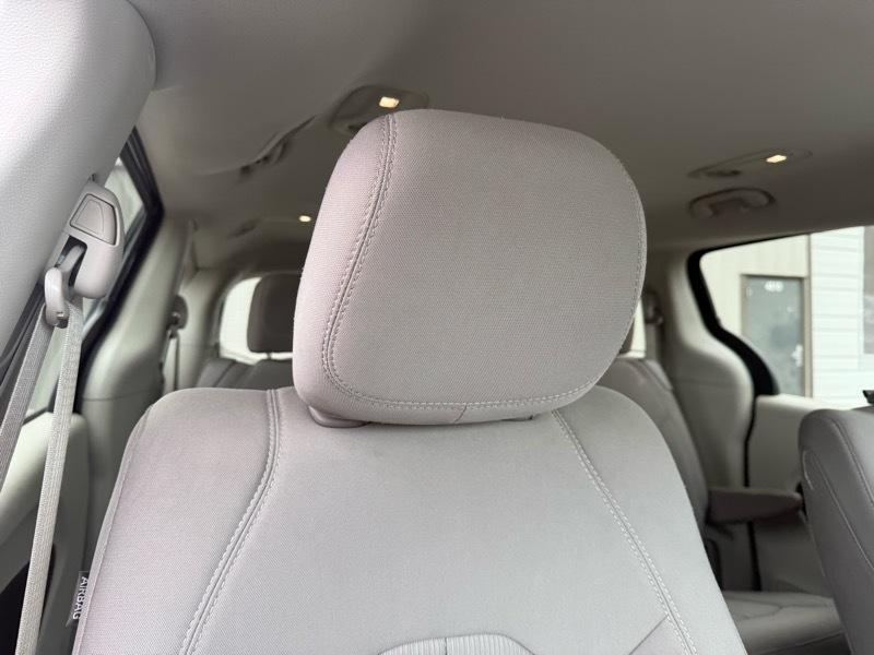 Chrysler Pacifica Touring 2017