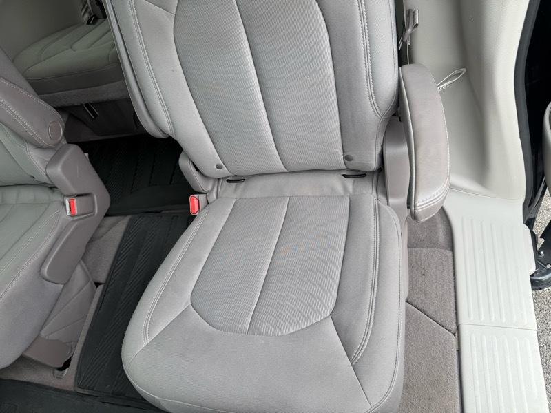 Chrysler Pacifica Touring 2017