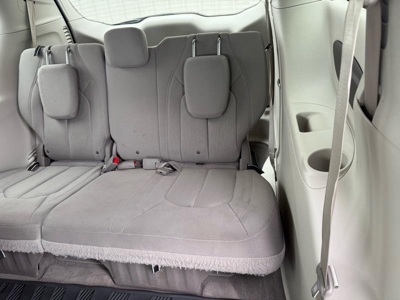 Chrysler Pacifica Touring 2017