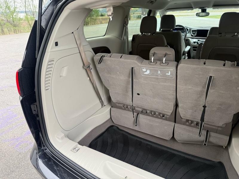 Chrysler Pacifica Touring 2017