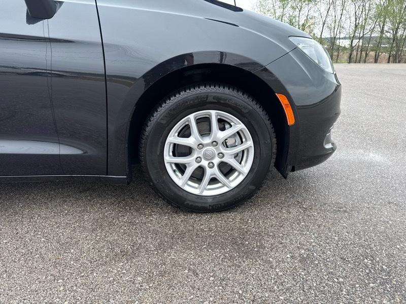 Chrysler Pacifica Touring 2017