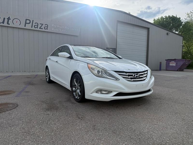 Hyundai Sonata Limited Auto 2012