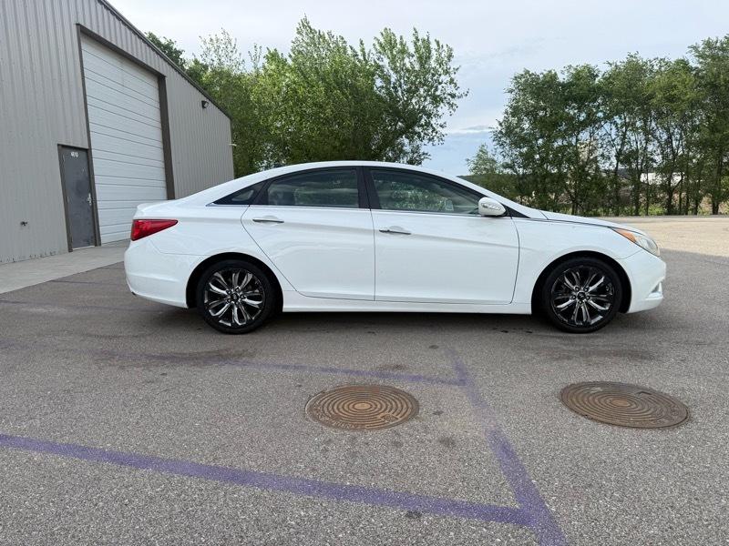 Hyundai Sonata Limited Auto 2012