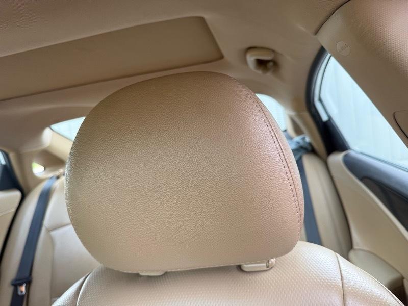 Hyundai Sonata Limited Auto 2012