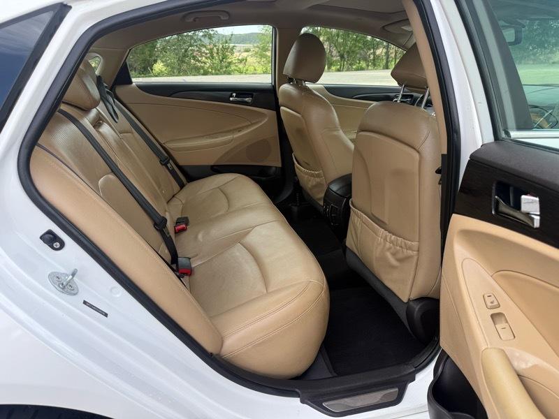 Hyundai Sonata Limited Auto 2012