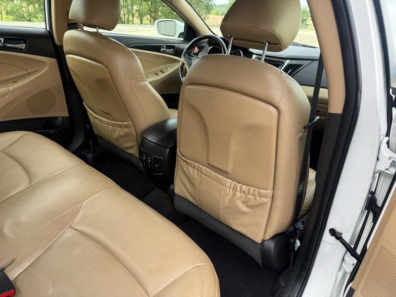 Hyundai Sonata Limited Auto 2012