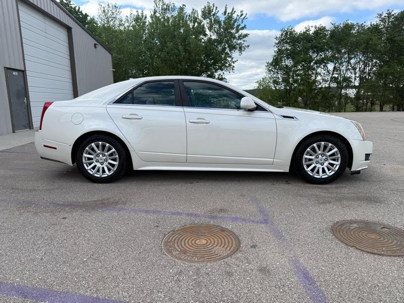 Cadillac CTS Luxury 2012