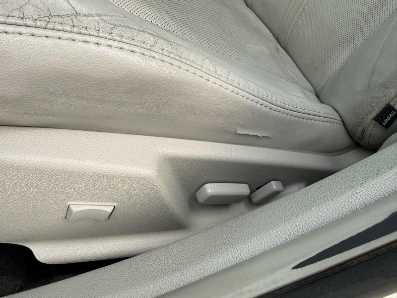 Cadillac CTS Luxury 2012