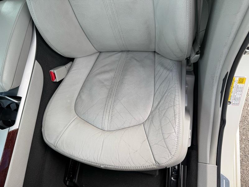 Cadillac CTS Luxury 2012