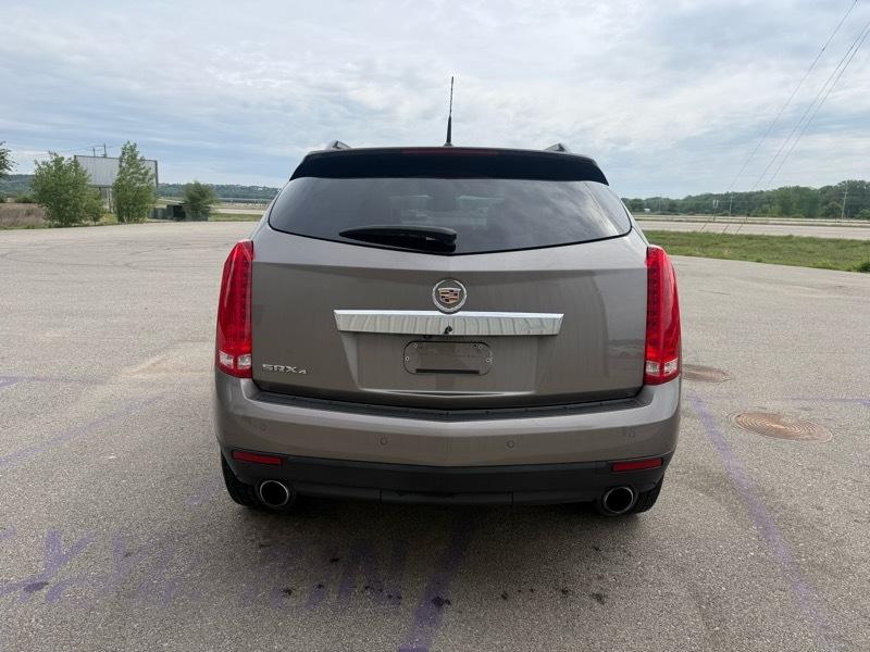 Cadillac SRX Luxury Collection AWD 2011