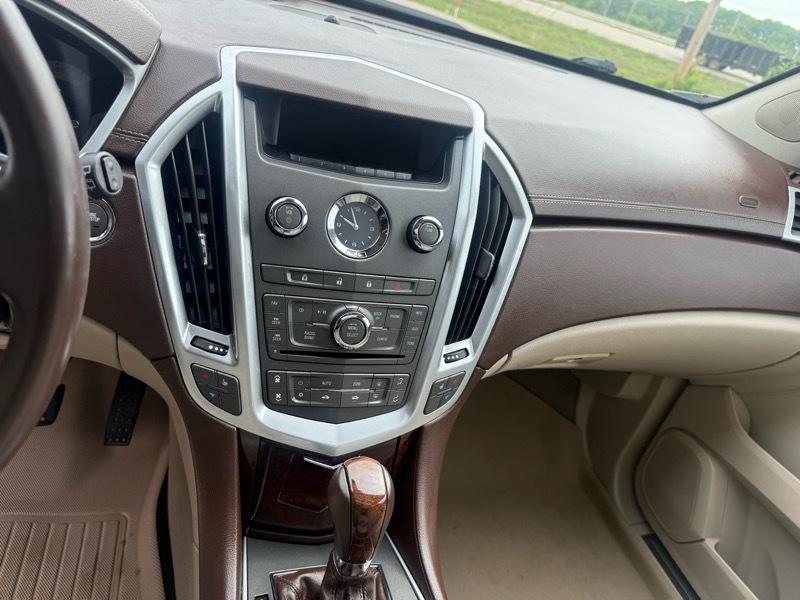 Cadillac SRX Luxury Collection AWD 2011