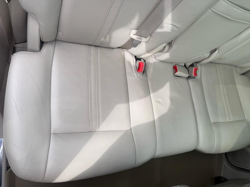 Cadillac SRX Luxury Collection AWD 2011