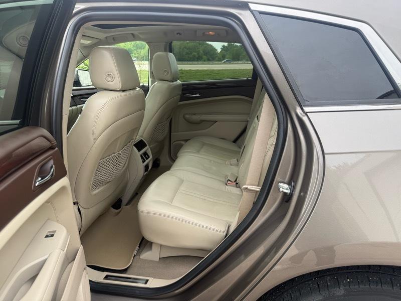 Cadillac SRX Luxury Collection AWD 2011
