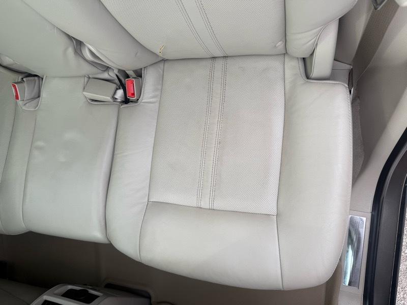 Cadillac SRX Luxury Collection AWD 2011