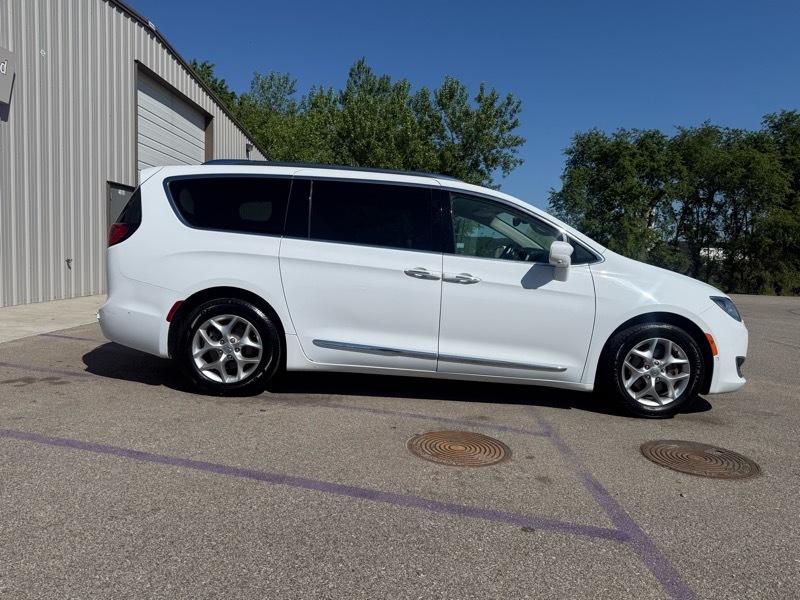 Chrysler Pacifica Touring-L Plus 2018