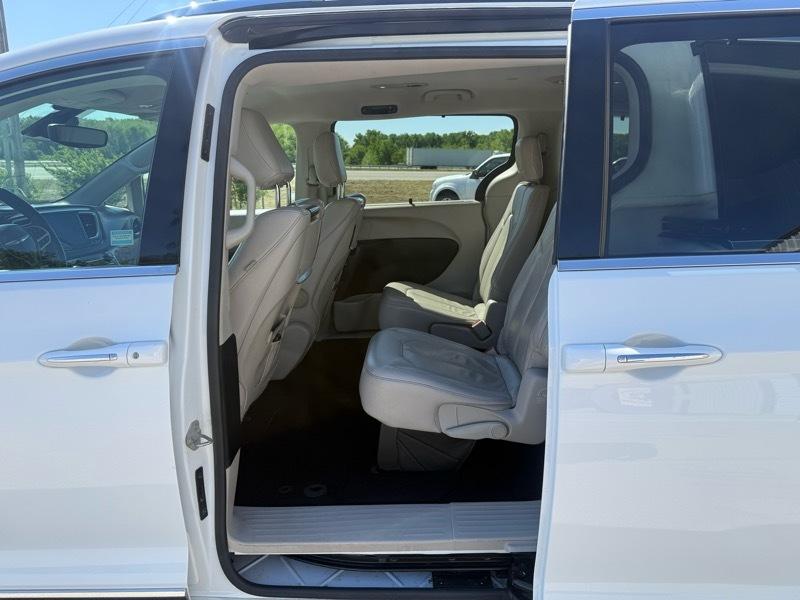 Chrysler Pacifica Touring-L Plus 2018