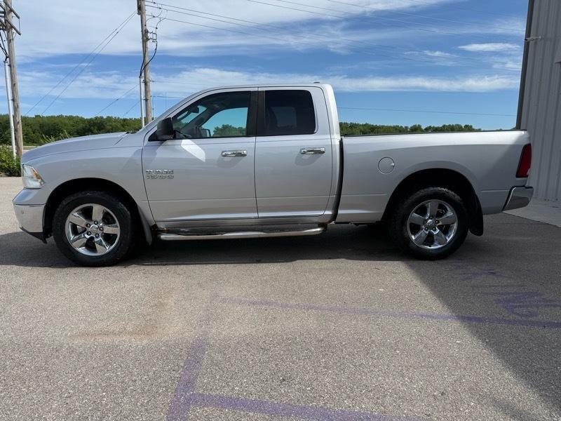 RAM 1500 SLT Quad Cab 4WD 2014
