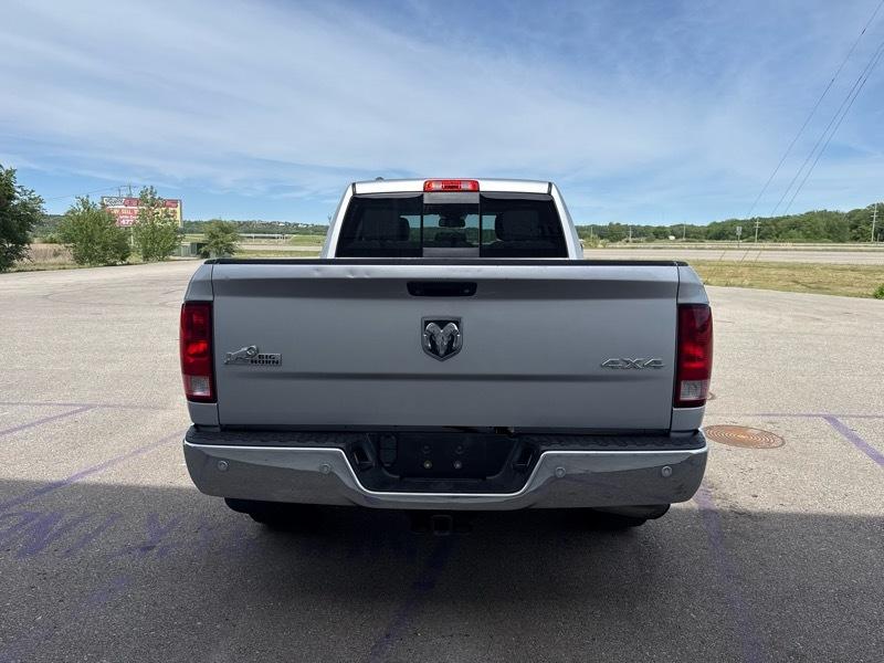 RAM 1500 SLT Quad Cab 4WD 2014