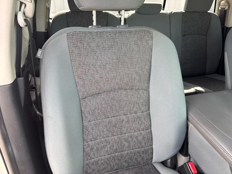 RAM 1500 SLT Quad Cab 4WD 2014