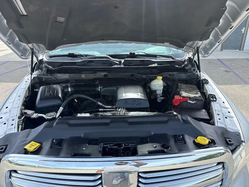 RAM 1500 SLT Quad Cab 4WD 2014